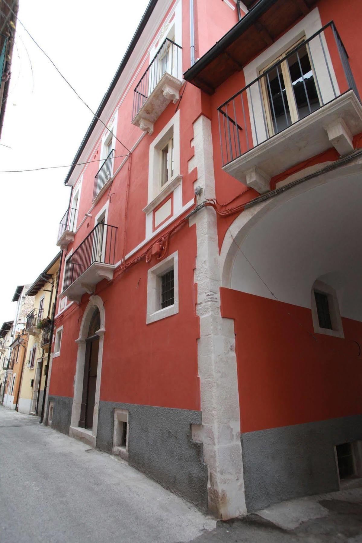 Angelino Home Sulmona Exteriér fotografie